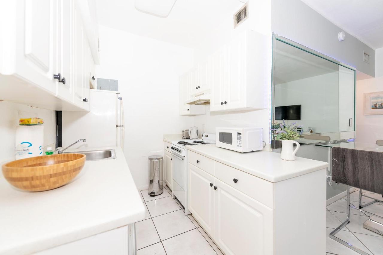 Apartments On Collins Miami Beach Buitenkant foto